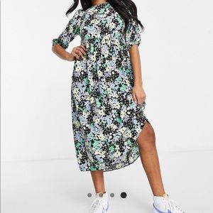 Worn once. PETITE size New Look dress. Size US 2